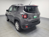 Used 2017 Jeep Renegade Latitude image 5