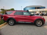 Certified 2022 Ford Explorer XLT w/ Equipment Group 202A image 4