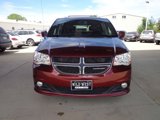 Used 2019 Dodge Grand Caravan SXT image 2