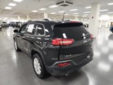 Used 2016 Jeep Cherokee Latitude w/ Comfort/Convenience Group image 5