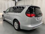 Used 2023 Chrysler Voyager LX image 5