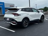 Used 2024 Kia Sportage LX image 3