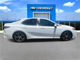 Used 2018 Toyota Camry L image 2