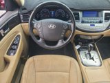 Used 2011 Hyundai Genesis 3.8 image 6