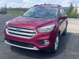 Used 2017 Ford Escape SE w/ Equipment Group 201A image 3