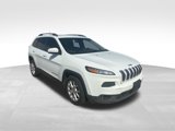 Used 2017 Jeep Cherokee Latitude image 3