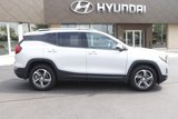 Used 2020 GMC Terrain SLT image 2