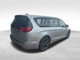 Used 2019 Chrysler Pacifica Touring Plus w/ S Appearance Package image 6