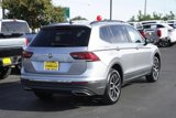 Used 2021 Volkswagen Tiguan SE image 6