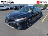 Used 2018 Toyota Camry XSE image 3