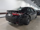 Used 2022 Toyota Camry SE image 3