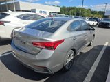 Used 2022 Hyundai Accent Limited image 2