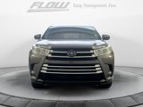 Used 2019 Toyota Highlander XLE image 2