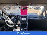 Used 2017 Ford Fusion SE w/ Fusion SE Technology Package image 2