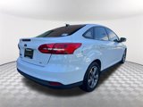 Used 2018 Ford Focus SE w/ SE Appearance Package image 5