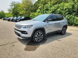 Used 2022 Jeep Compass Limited image 2