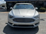 Used 2017 Ford Fusion SE image 2