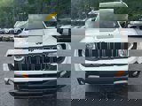 Used 2023 Jeep Renegade Latitude image 2