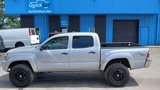 Used 2011 Toyota Tacoma 4x4 Double Cab w/ TRD Off-Road Pkg image 2