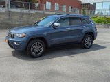 Used 2020 Jeep Grand Cherokee Limited w/ Luxury Group II image 3