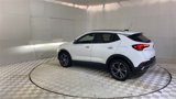 Used 2021 Buick Encore GX Essence image 6