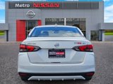 Used 2020 Nissan Versa SV image 4