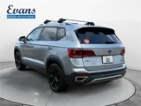 Used 2022 Volkswagen Taos SE w/ IQ.Drive SE Package image 3