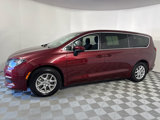 Used 2022 Chrysler Voyager LX image 3