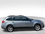 Used 2014 Subaru Outback 2.5i w/ Alloy Wheel Package image 3