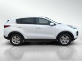 Used 2019 Kia Sportage LX image 4