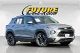 Used 2023 Chevrolet TrailBlazer LT image 2