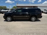 Used 2011 GMC Yukon XL Denali image 3