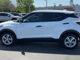 New 2025 Nissan Kicks Play S image 5