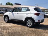 New 2025 Hyundai Venue SE image 3