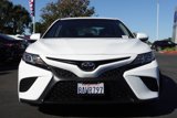 Used 2018 Toyota Camry SE image 2