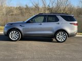 New 2025 Land Rover Discovery S image 2