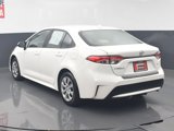 Used 2022 Toyota Corolla LE image 3