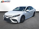 Used 2021 Toyota Camry SE image 2