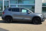 Certified 2022 Volkswagen Taos SE image 3