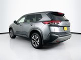 Used 2022 Nissan Rogue SV image 5