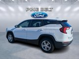 Used 2024 GMC Terrain SLE image 3
