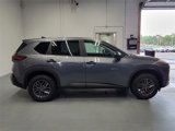 Used 2023 Nissan Rogue S image 4