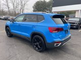 Used 2022 Volkswagen Taos SE image 3