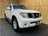 Used 2007 Nissan Pathfinder SE image 3