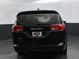 Used 2023 Chrysler Voyager LX image 5