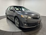 Used 2014 Toyota Camry SE image 2