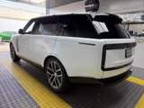 Used 2024 Land Rover Range Rover Long Wheelbase SE image 4