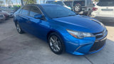 Used 2017 Toyota Camry SE image 3