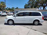 Used 2016 Chrysler Town & Country Touring image 4