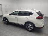 Used 2018 Nissan Rogue SL image 3